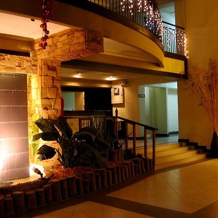 Lancaster Hotel Cebu Đảo Mactan Ngoại thất bức ảnh