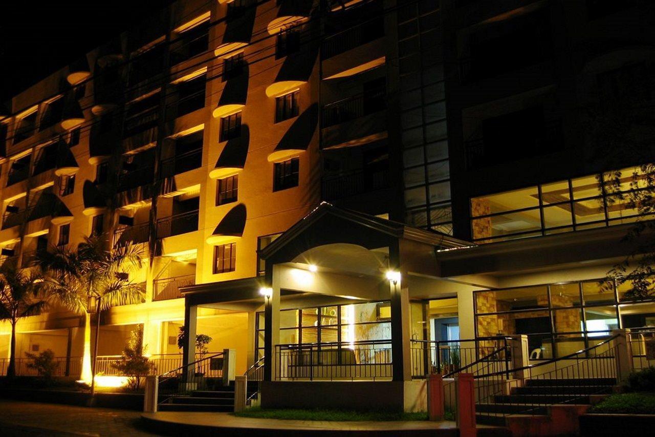 Lancaster Hotel Cebu Đảo Mactan Ngoại thất bức ảnh